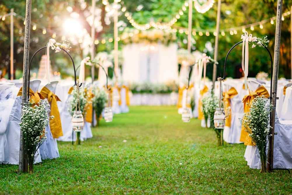 garden party wedding